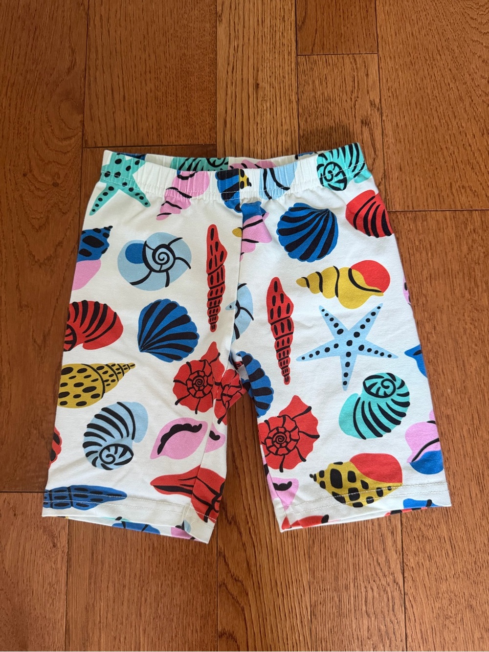 Hanna Andersson White Shell & Starfish Print Bike Shorts - Multi